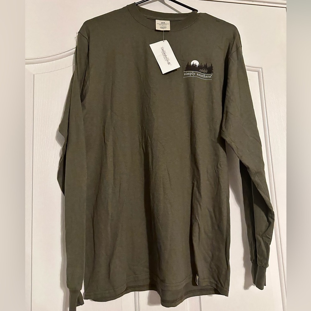Simply Southern Forest Green Long Sleeve, w/tags. Size M.